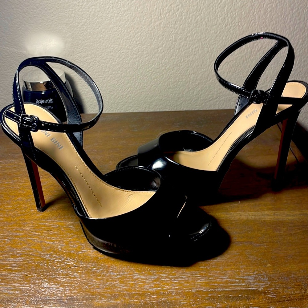 Black Giani Bini opened toe heels